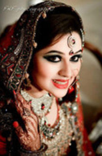 78318331_WQJFHYV - Hindi make-up