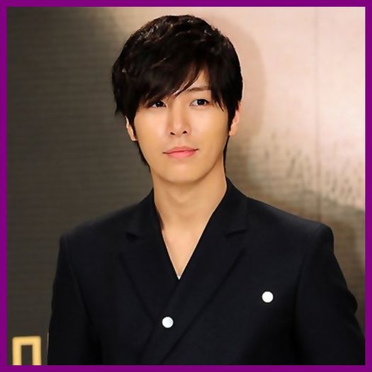 >> Salut Nicku`..bine Hoon..:))