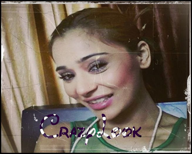 12 - sara khan23