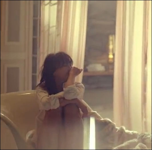 - [i.p.] (Aish...ce moment eportun...-_- Chh...:|) - 1 _ The Return
