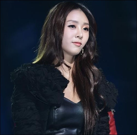 ~.~ Te-ai hotarat sa mai dai si tu pe acasa? :)) - l - x - Episodul 21 - x - l