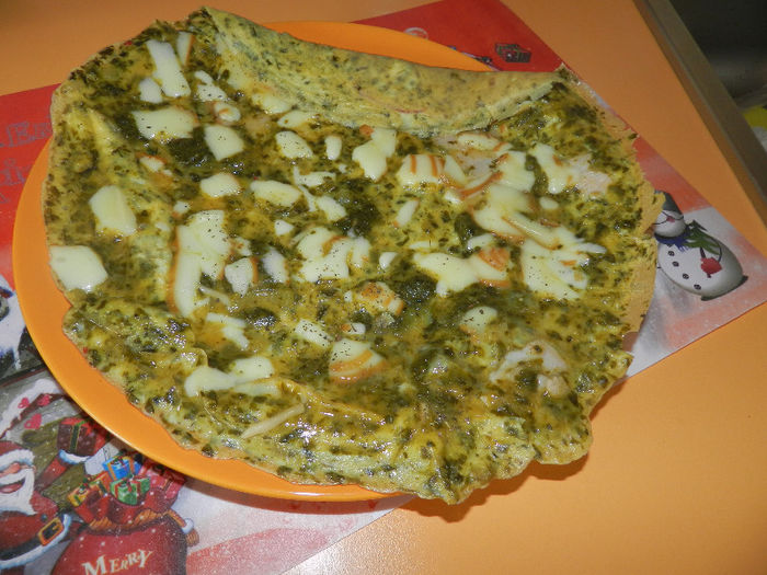 CU SPANAC SI CASCAVAL - OUA GATITE-N FEL SI CHIP