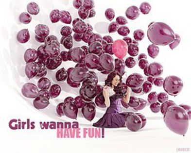 3315402478_6618003891_m