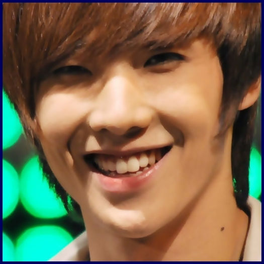 - Ehe .. Daca ai stii tu Bora :))) [ cade pe spate ] :))) Aloha :> - l - x - Episodul 22 - x - l