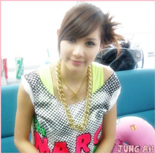 • Stiu..:)) Te culci acum? :-? - X - x - JungNey - RooM - x - X