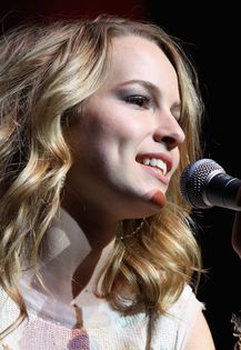 Bridgit+Mendler+Z100+Jingle+Ball+2012+Viewing+xAinP_MyYoKl