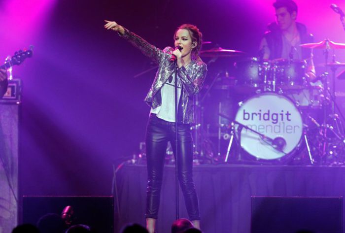 Bridgit+Mendler+Power+96+1+Jingle+Ball+2012+tpY84IyC8Asl