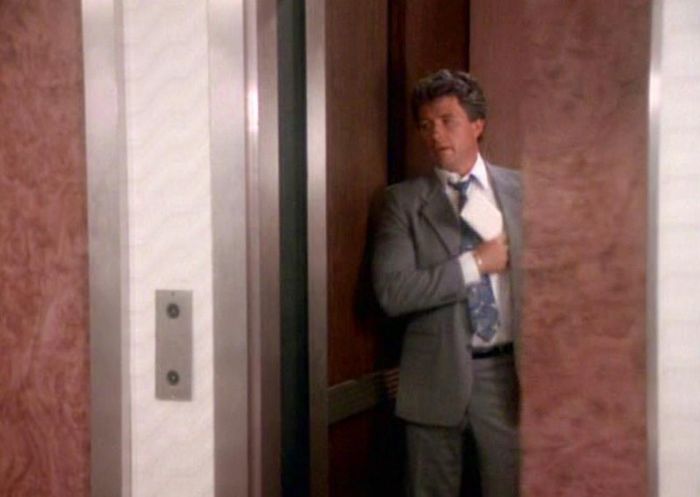 431986_366401523377839_976007064_n