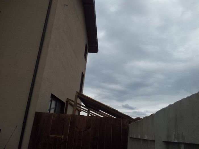 20130310_133612 - Foisor si Voliera