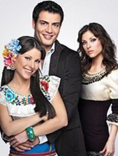 531522_482776981788537_354084862_n - Carla Hernandez