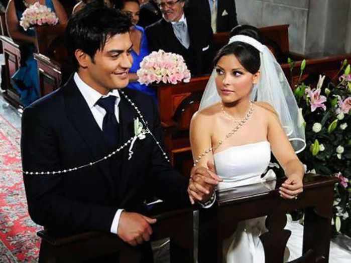 580875_430323907033845_1953773563_n - Carla Hernandez