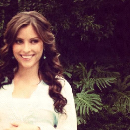 302179_279541678832473_573971734_n - Carla Hernandez