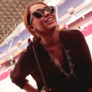 Millz ;x;X Icons =]] (22) - 0x - Icons with Miley