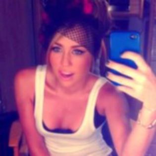 Millz ;x;X Icons =]] (24) - 0x - Icons with Miley