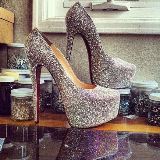 I love this shoe!<3 - Favoritele Lunii Martie