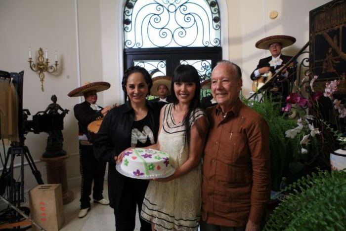 cumpleanos-de-marlene-favela-15_590x395