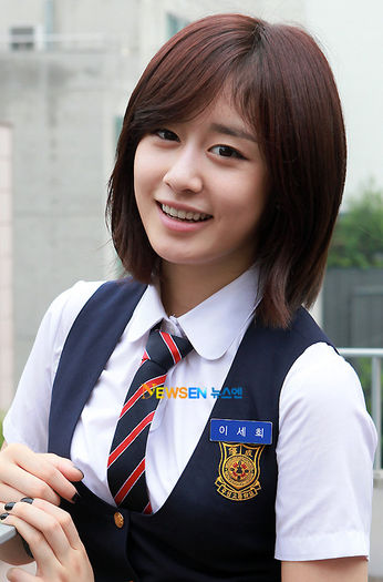 ★ Buna Andreea...My name is Mada .. ★