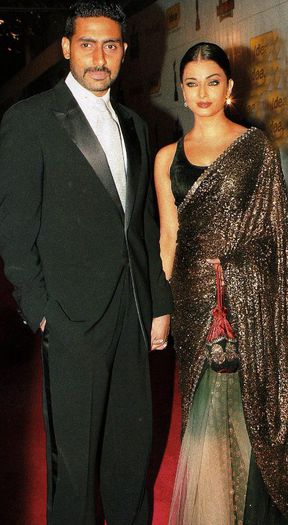  - Aishwarya rai and Abhishek bachchan