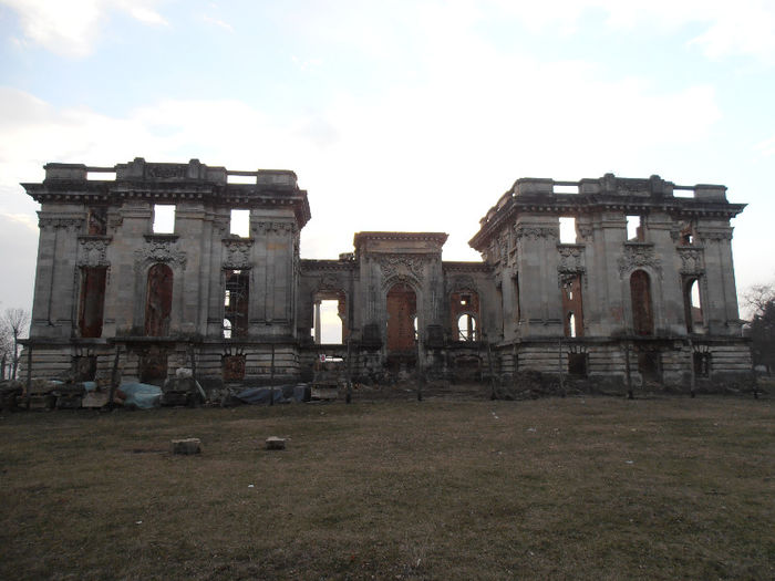 P3090077 - Palatul Micul Trianon