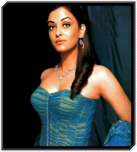  - Aishwarya Rai Cleavage Queen