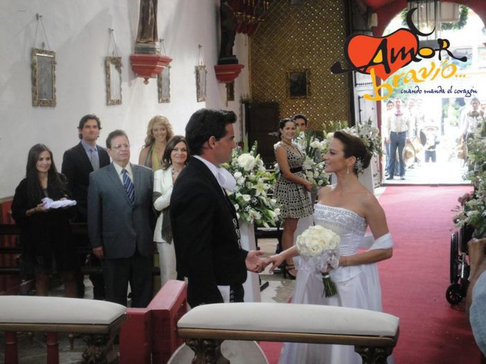 283927_323607417735339_1905505801_n