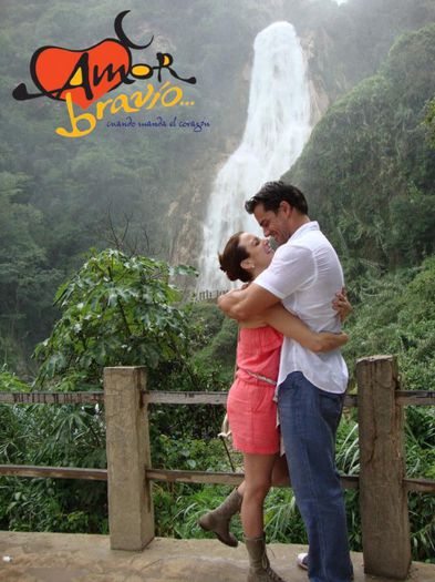 424181_324892617606819_179388209_n