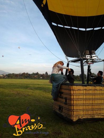 526195_330464427049638_498766787_n