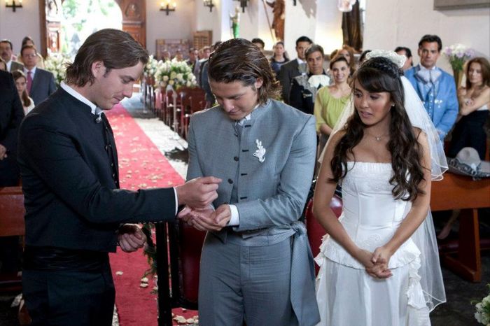 314448_320982001331214_363337266_n