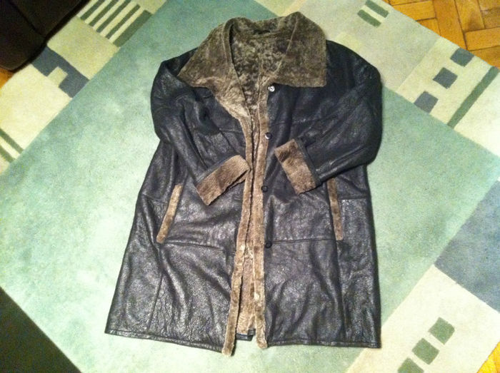 MARIMEA 44 PRET 450 RON; MODEL DE DAMA
