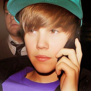 Allo ? Sunt eu , Drew . Te deranjez ?