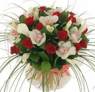 427137_481467555198841_1185249315_n - aranjamente florale