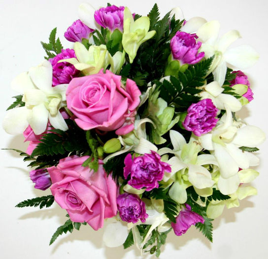 564751_500268616653741_1513527951_n - aranjamente florale