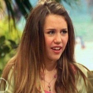 Cred că e geloasă pe noi !  :))