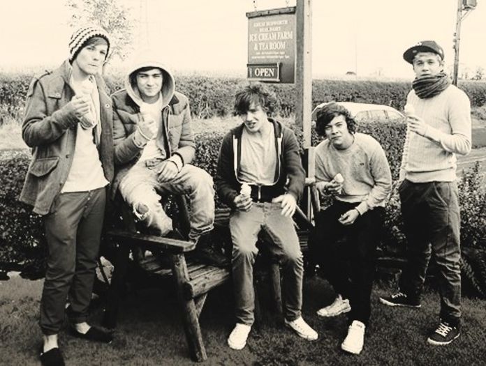 1D - 00 Poze One Direction rare 02
