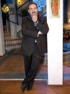 images (100) - Cesar Evora