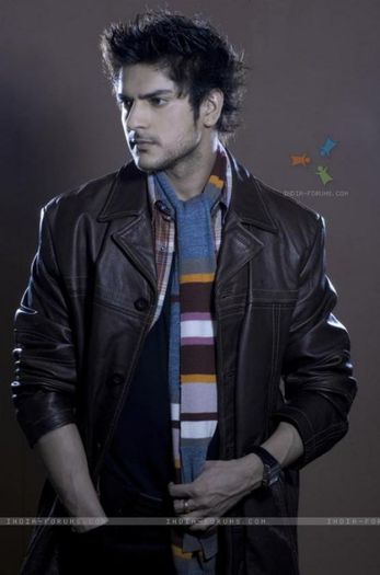 98107-ashish-kapoor - Ashish Kapoor