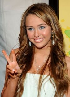 normal_87840_Miley_Cyrus_528_122_970lo - Kids Choice Awards 2009