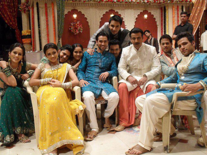 417667_140411692800832_2100358285_n