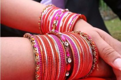 255106_301424523293044_107688159_n