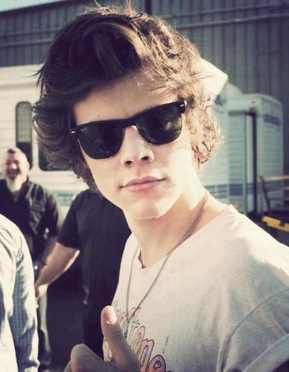 69237_170575679758658_206733316_n - x 100 Days With Harry Edward Styles x