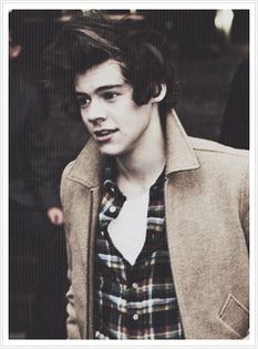 tumblr_mf1qymy8V31r1ilsao2_250 - x 100 Days With Harry Edward Styles x