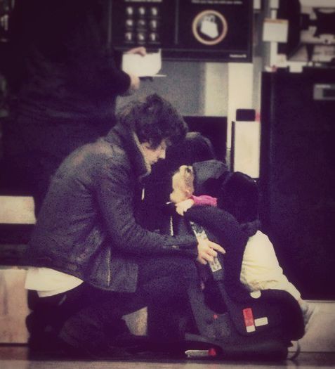 tumblr_mhvf2akWtl1rcmysko1_500 - x 100 Days With Harry Edward Styles x