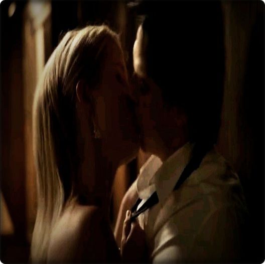 `; ] [ o trage inapoi _ sweet kiss ]