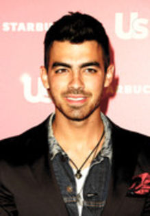 (cade la el) :  Mie imi conviine . x; - Z_Dragostea pluteste in aer