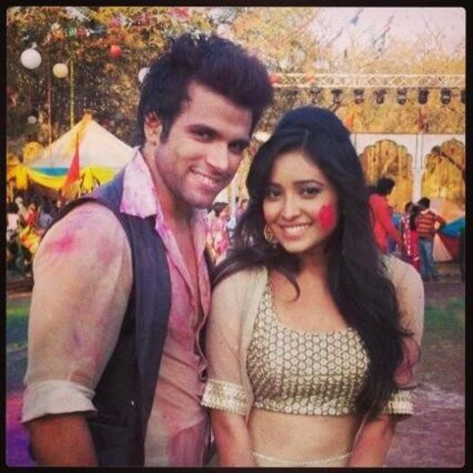 12 - Asha Negi