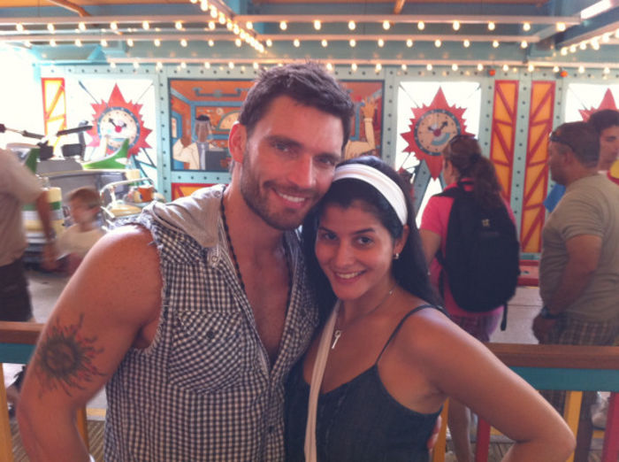  - Julian Gil
