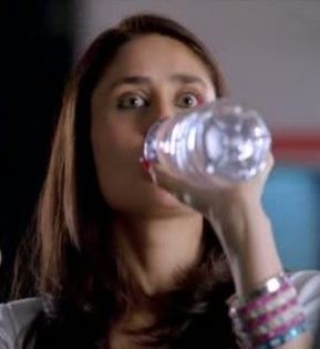 kareena caps (13)