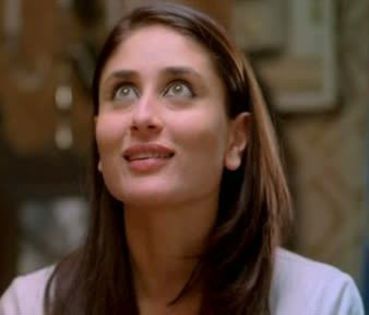 kareena caps (26) - Kareena Kapoor