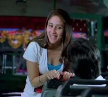 kareena caps (27) - Kareena Kapoor