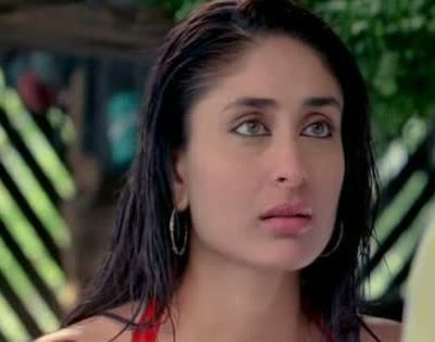 kareena caps (34)